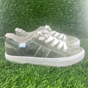 Obtaom Green Tie Dye Canvas Raw Hem Sneakers Size 7 Casual Walking Shoes